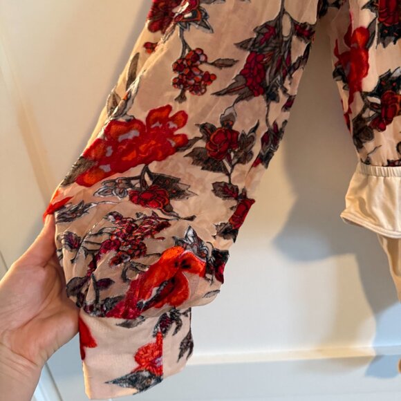 MEGGAN GRUBB NUDE FLORAL DEVORÉ WRAP FRONT TIE BACK BODYSUIT Size 6 - Picture 6 of 8